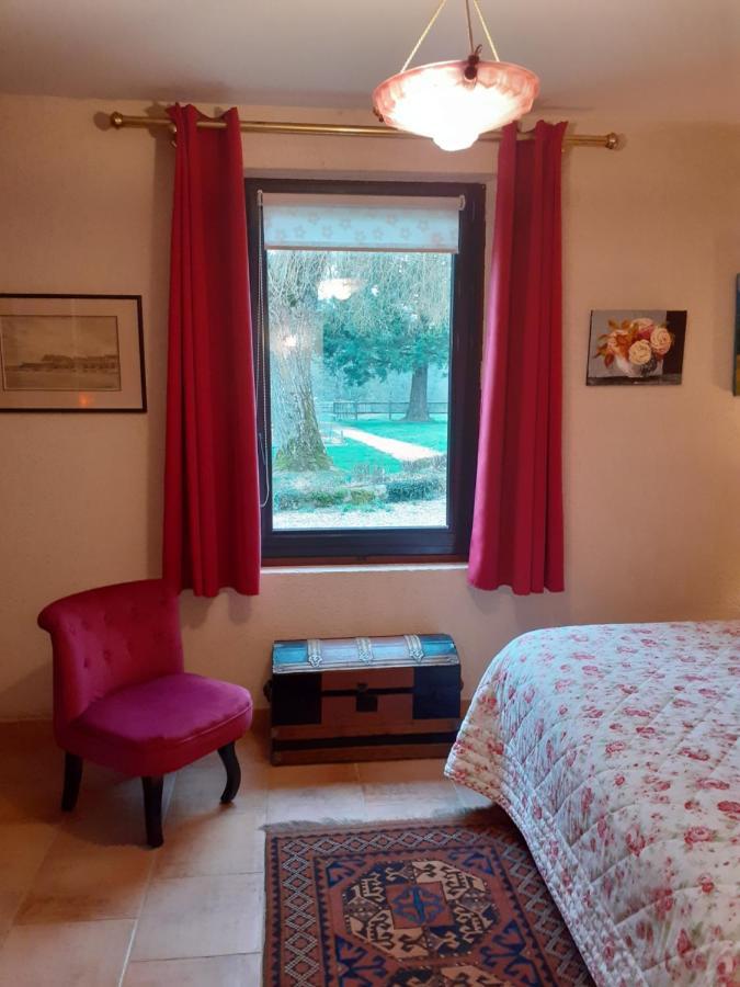 Bed and Breakfast La Pastorale La Puisaye Esterno foto